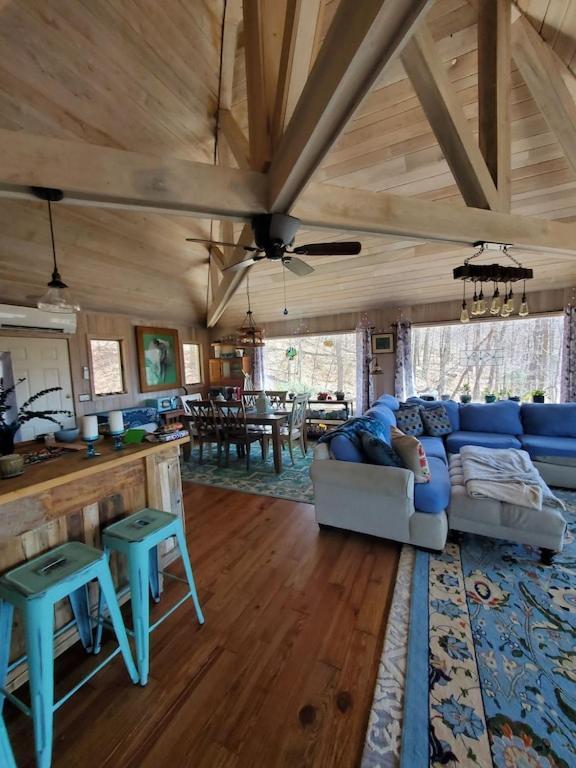 Treehouse Cathedral In Blue Ridge Mountains, Nc Villa Burnsville Екстериор снимка