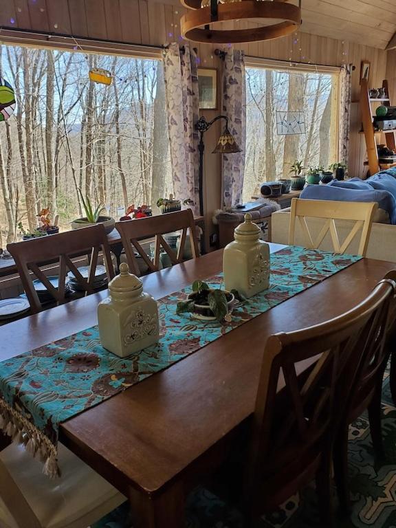 Treehouse Cathedral In Blue Ridge Mountains, Nc Villa Burnsville Екстериор снимка